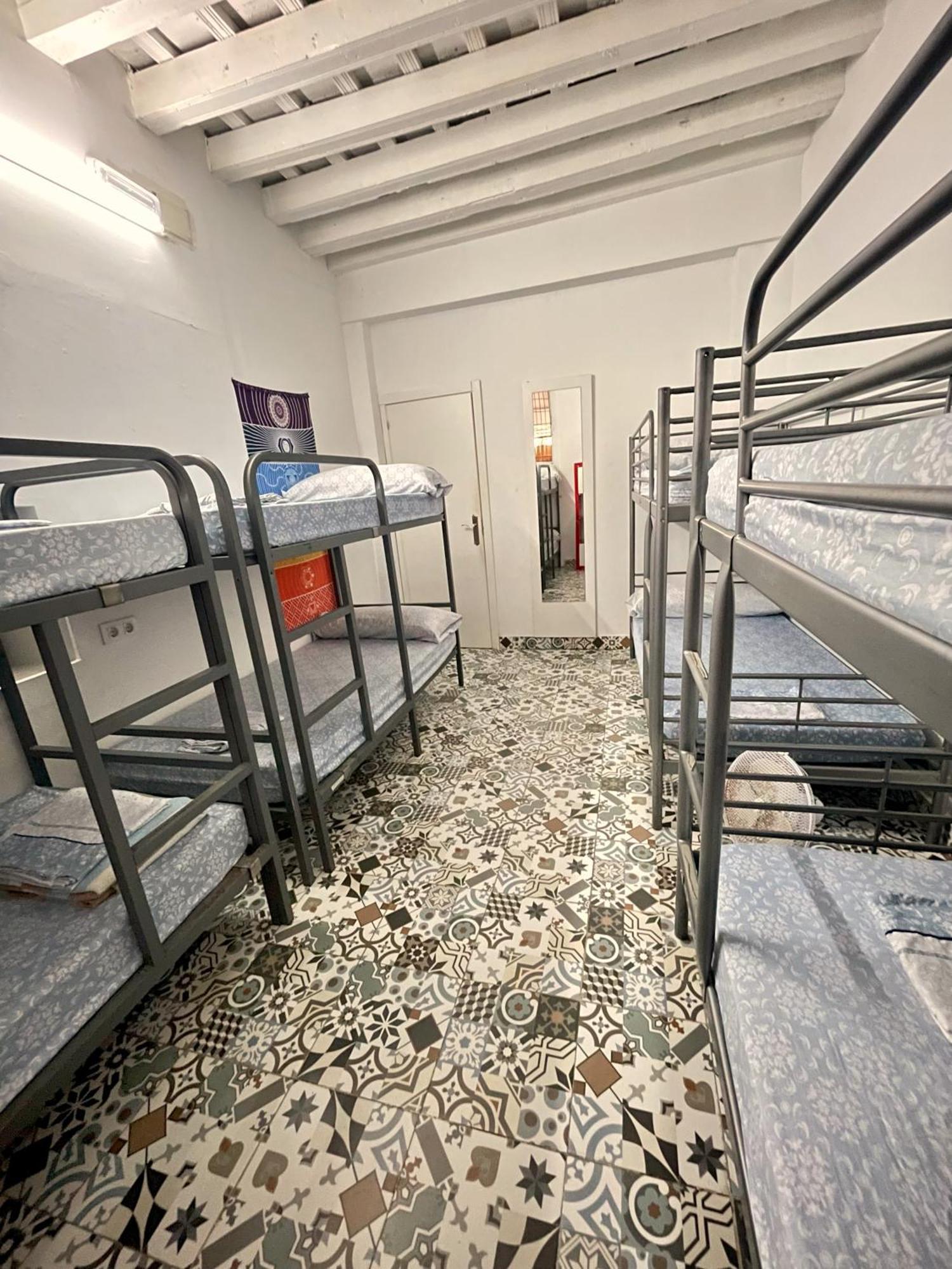 Hostal Rosa De Vientos *