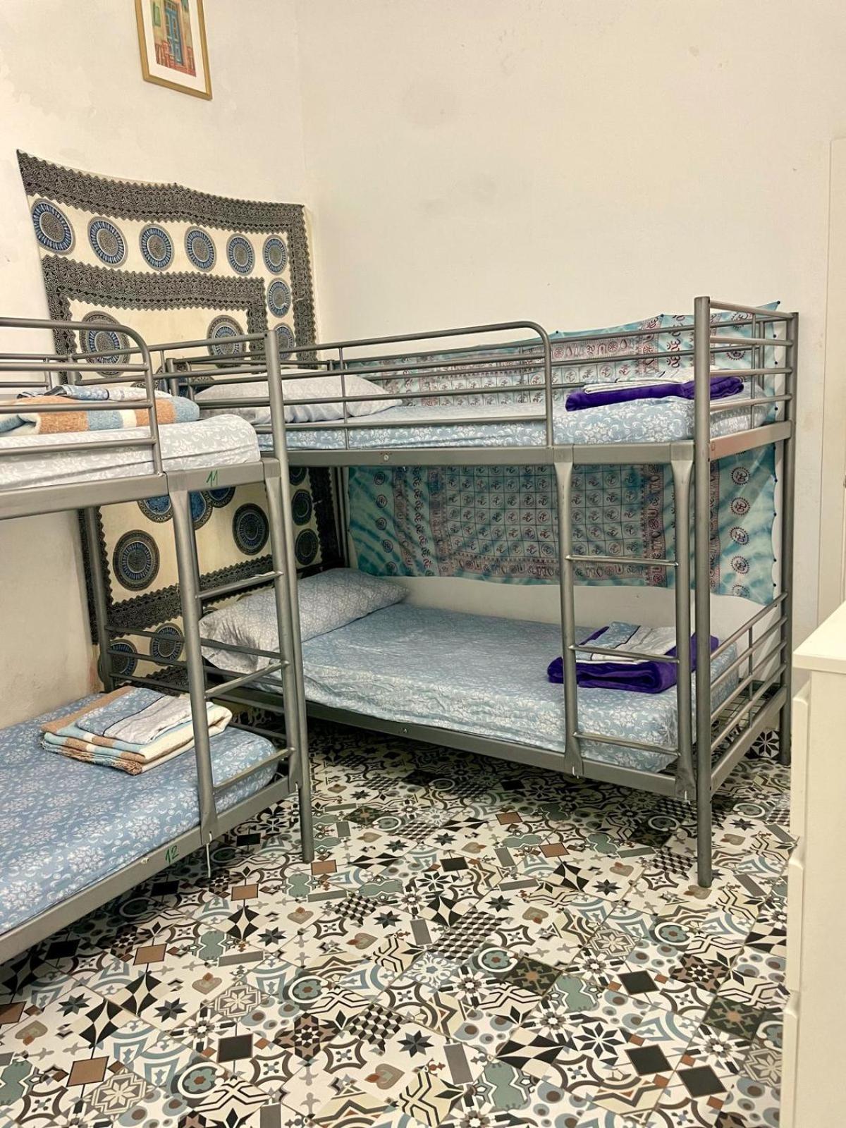 Rosa De Vientos Hostal Cádiz